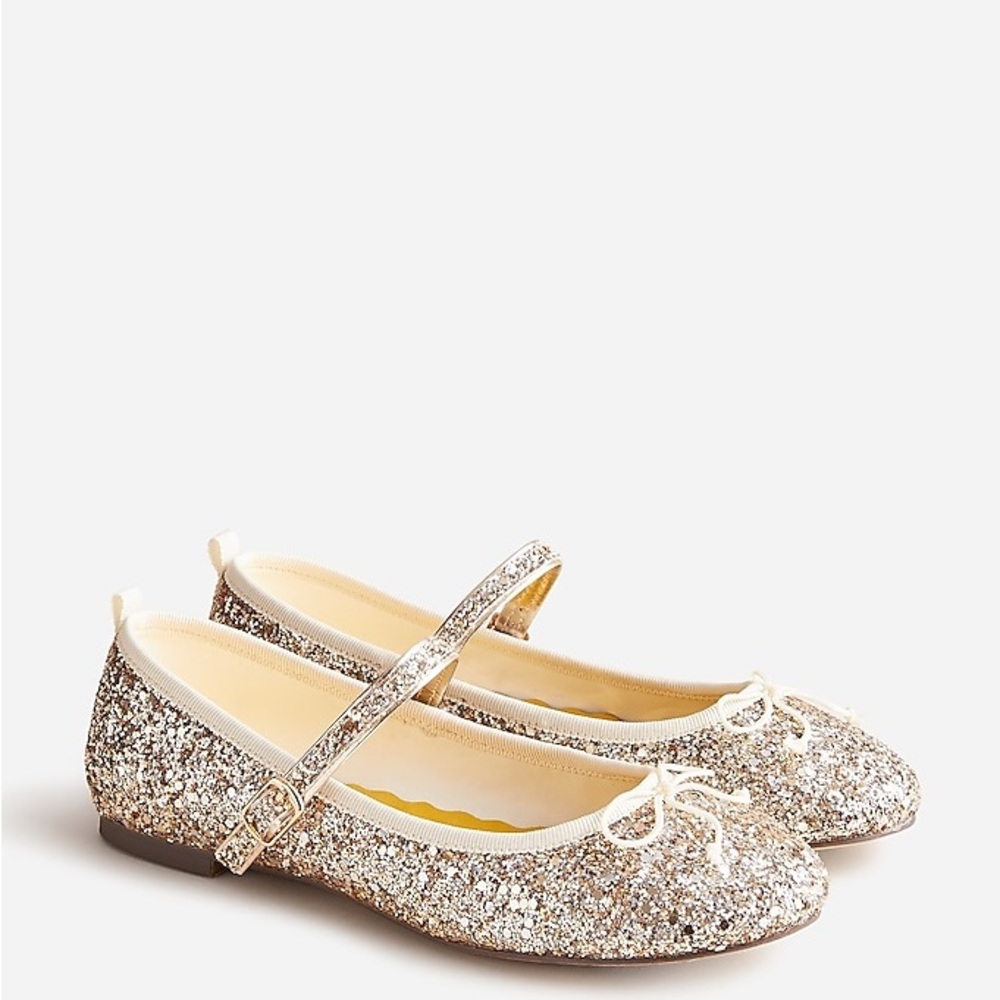 Girls' glitter Mary Jane ballet flats. USED SIZE K3
